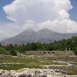 'tra I Due Parchi